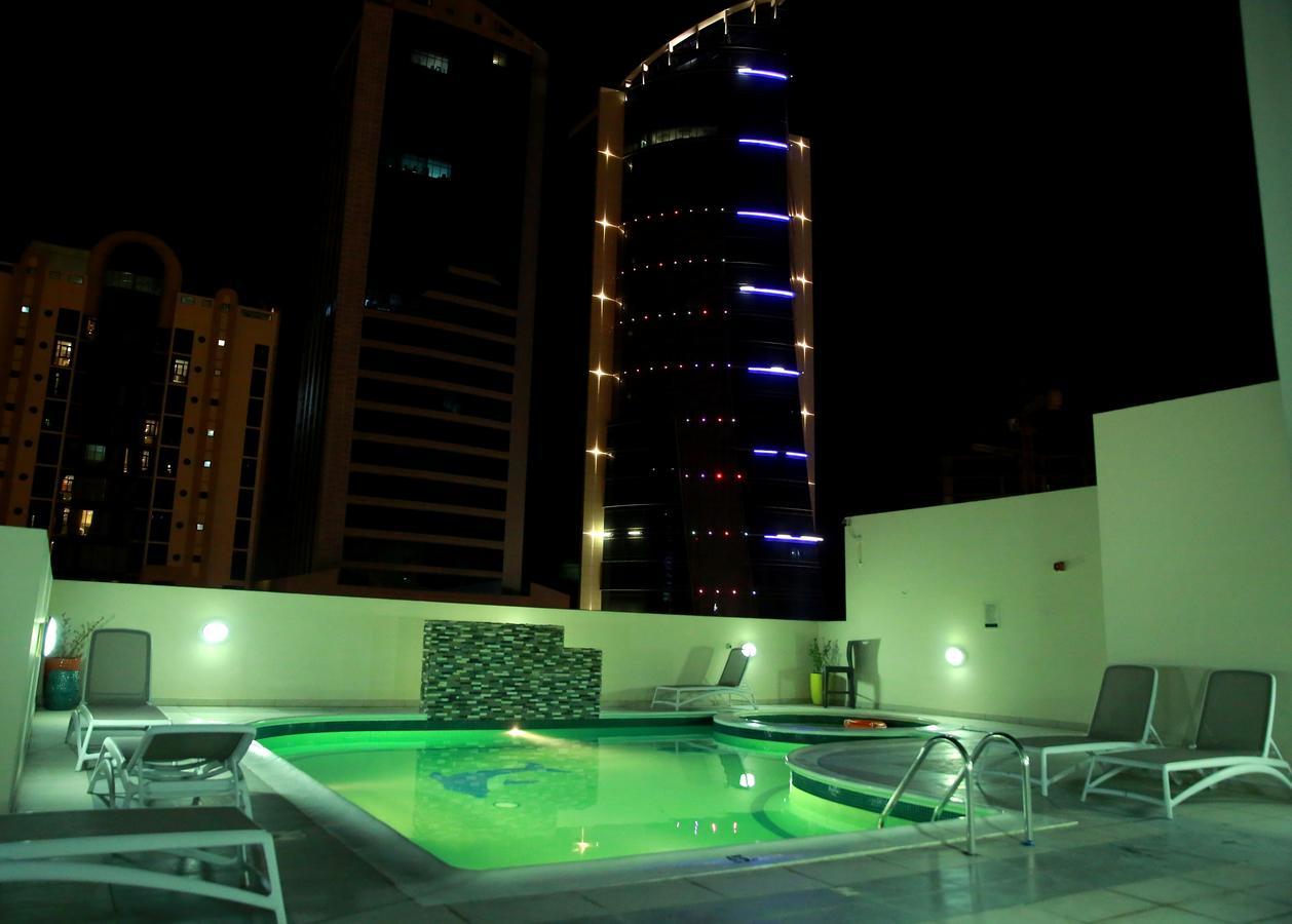 Seef Avenue Suites Al-Manamah Bagian luar foto