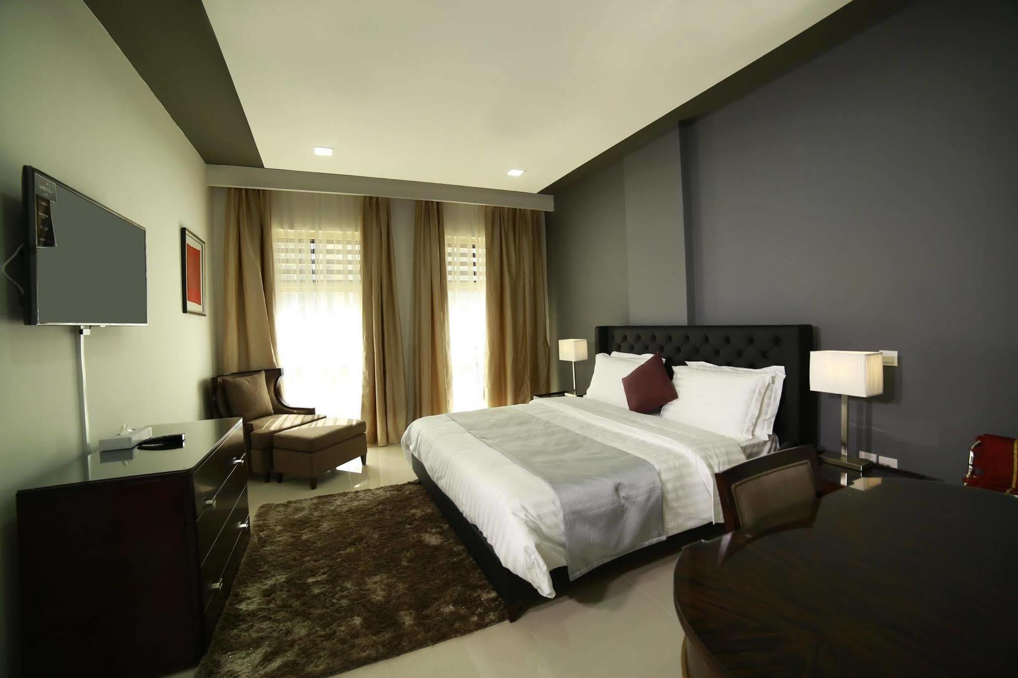 Seef Avenue Suites Al-Manamah Bagian luar foto